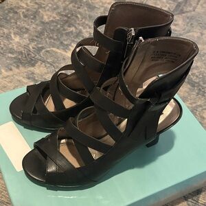 NWOT Array Black Strappy Heels